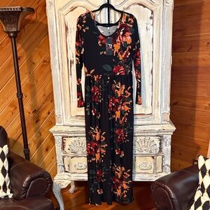 Floral Long Sleeve Maxi Dress